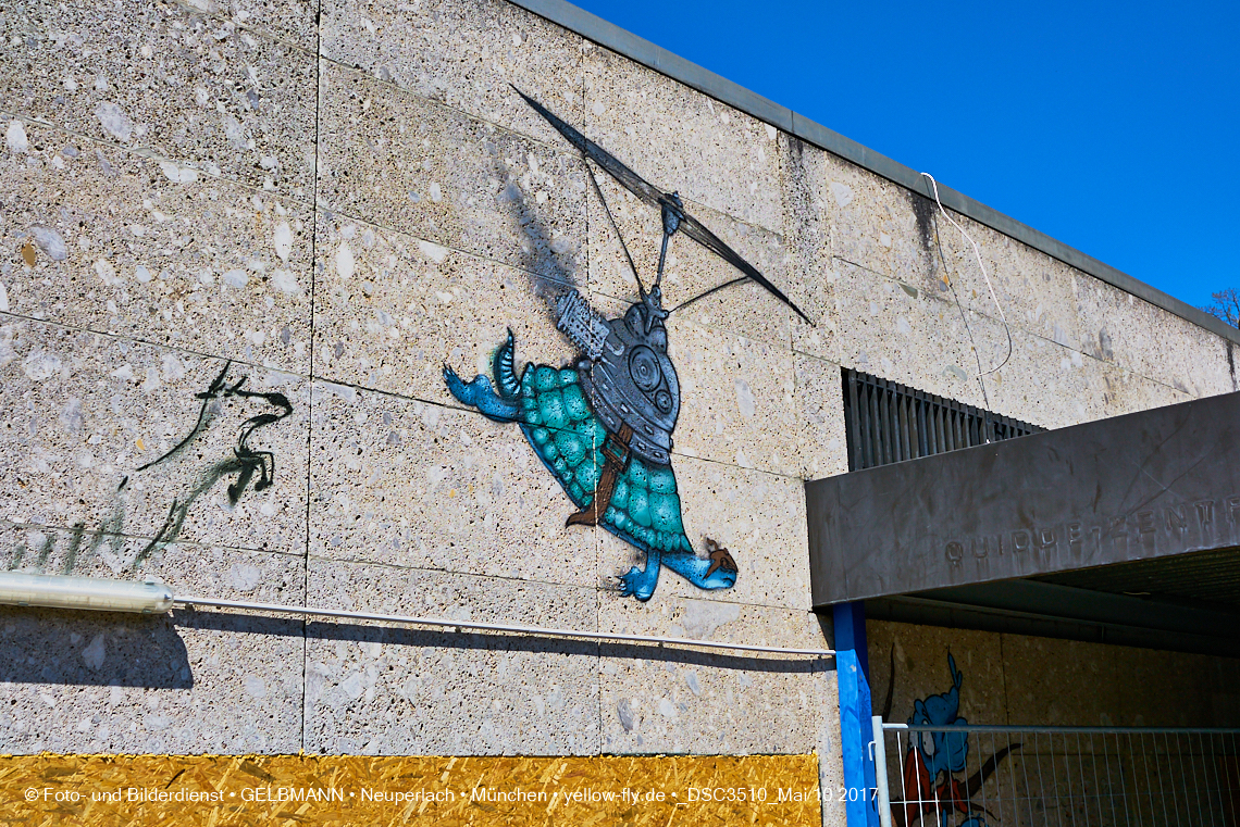 21.03.2017 - Abrissbaustelle Quiddezentrum in Neuperlach